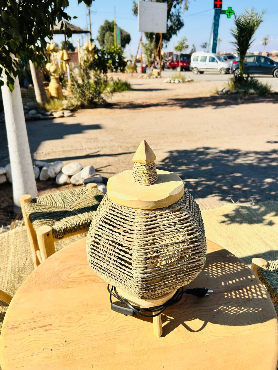 Abat-jour en Doum – Artisanat Traditionnel, Éclairage Naturel et Authentique