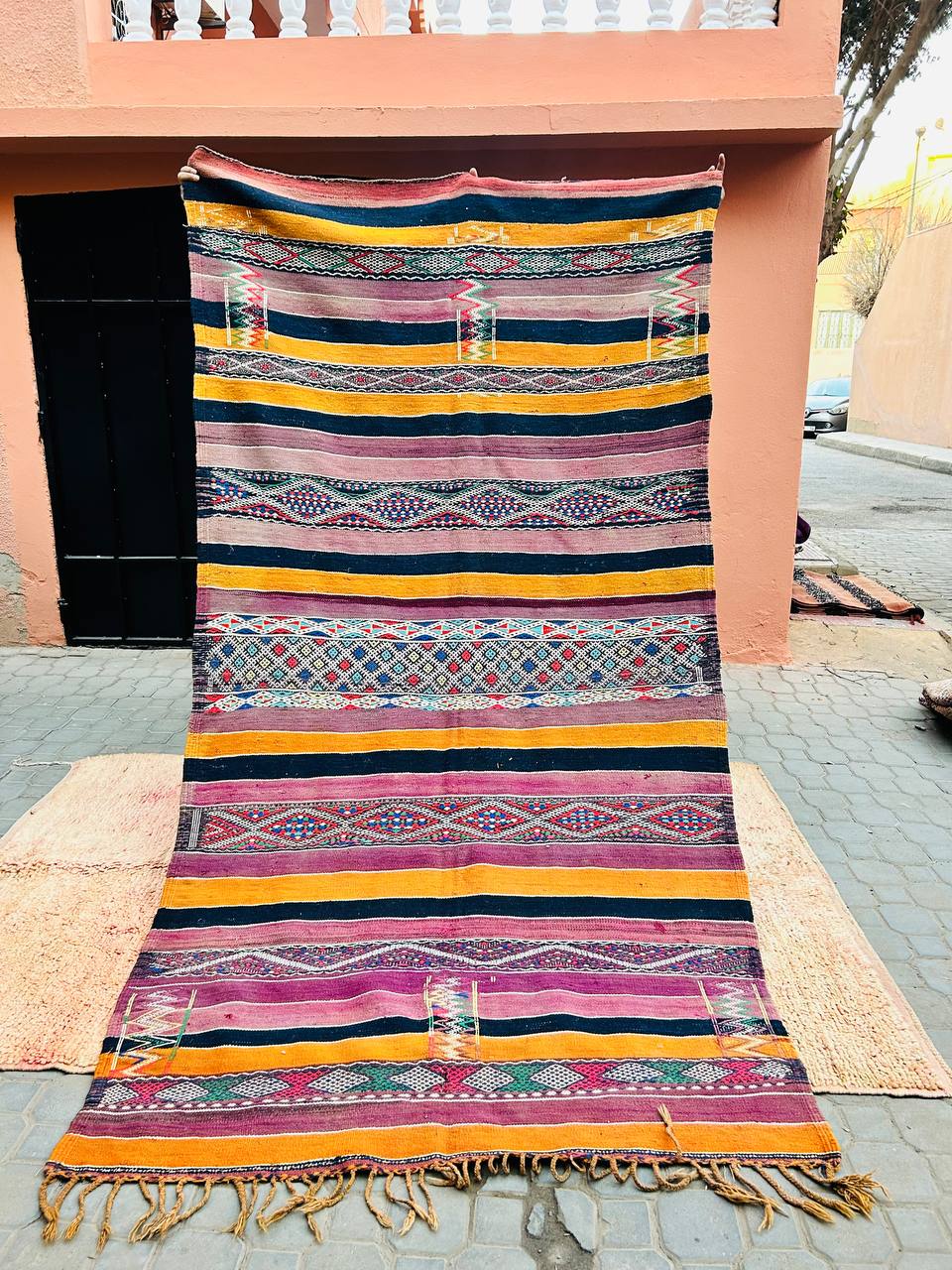 Tapis Azrou Traditionnel – 2,90 x 1,52 m – Artisanat Marocain, Tissé à la Main